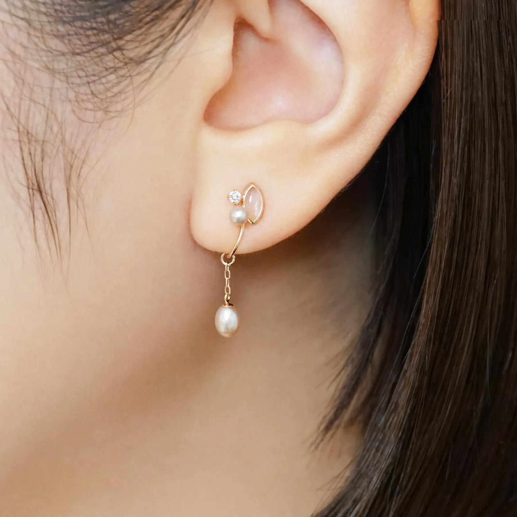 [Airy Clip-On Earrings] 10K Freshwater Pearl Swinging Earrings (Rose Gold)