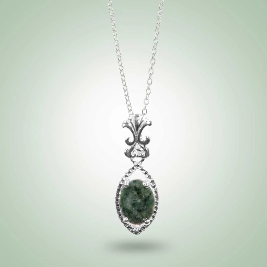 Noa Necklace