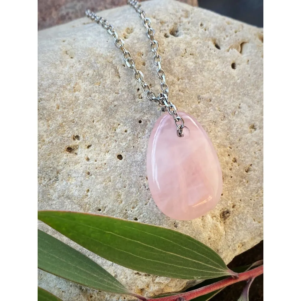 ROSE QUARTZ NECKLACE