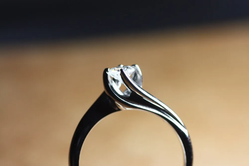Solitaire Engagement Diamond Ring
