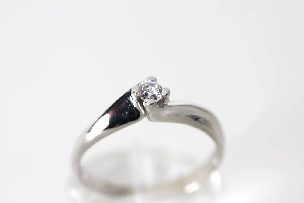 Solitaire White Gold Diamond Ring